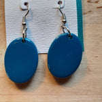 Load image into Gallery viewer, Double Sided Tonal Oval Resin Earrings - Grey and Blue - Luvit!
