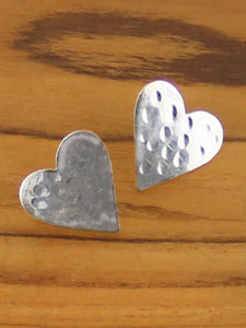Simple Beaten Heart Shaped Silver Stud Earrings - Luvit!